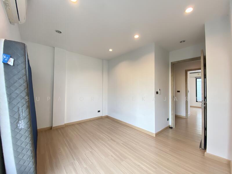 ให้เช่า - Haus Clover Chaengwattana-Ratchaphruek : เฮ้าส์ โคลเวอร์ แจ้งวัฒนะ - ราชพฤกษ์, นนทบุรี