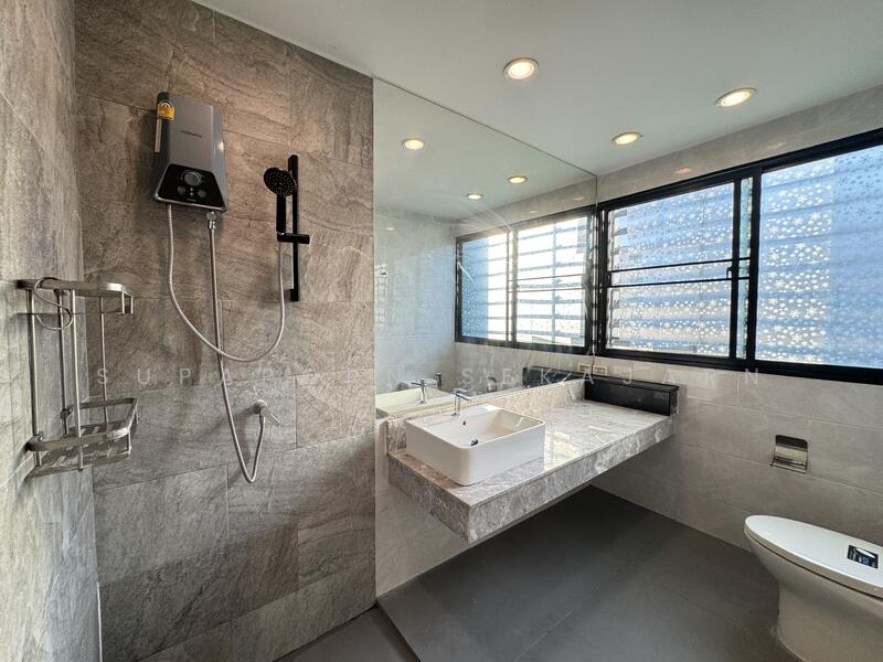 ให้เช่า - Haus Clover Chaengwattana-Ratchaphruek : เฮ้าส์ โคลเวอร์ แจ้งวัฒนะ - ราชพฤกษ์, นนทบุรี