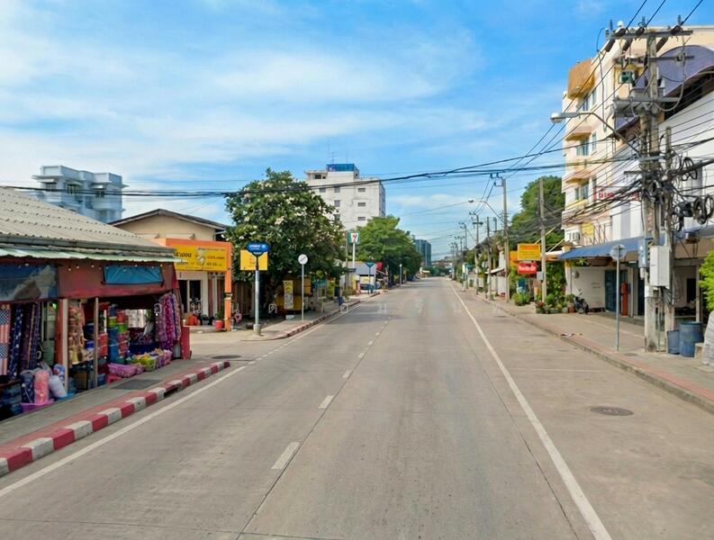 ให้เช่า - ให้เช่าร้านค้าพร้อมที่พักอาศัย 1 ชั้น 25 ตร.ว. ทำเลดี ถ.สังคมสงเคราะห์ ติด ซ.15, กรุงเทพ