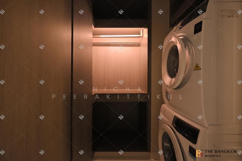 Q1 Sukhumvit, Bangkok, 1 Sukhumvit Road, Khlong Toei, Khlong Toei, Bangkok, 2 Bedrooms, 108 sqm, Condo For Rent, by Nicha Peerakittikul, 500108994 - DDproperty.com