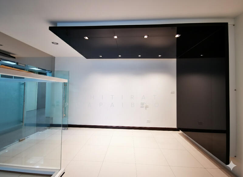 For Sale - Office Space For Sale Ratchadaphisek Road, Bangkok