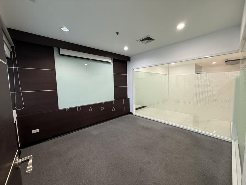 For Sale - Office Space For Sale Ratchadaphisek Road, Bangkok