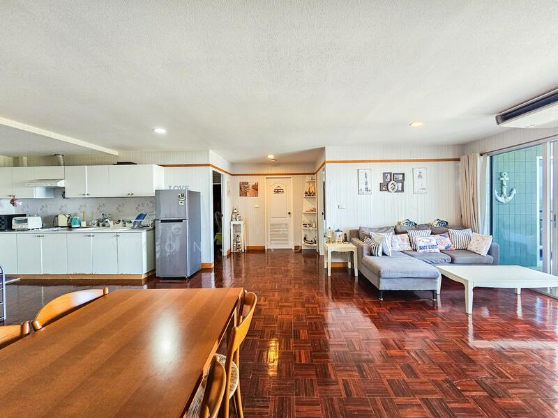 ขาย - Rimhad Condo : อาคารริมหาดคอนโด, เพชรบุรี