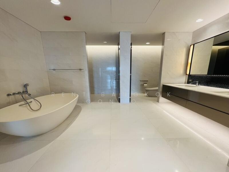 The Residences at Sindhorn Kempinski, Bangkok, 88 Soi Tonson Sarasin Road, Lumphini, Pathum Wan, Bangkok, 4 Bedrooms, 357 sqm, Condo For Rent, by Rent Bangkok Condo, 500109327 - DDproperty.com
