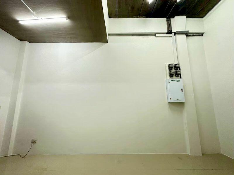 ให้เช่า - ให้เช่าออฟฟิศ ใกล้ห้างแม็กแวลู่ ศรีราชา, ชลบุรี