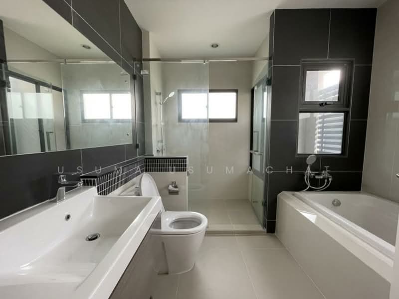 The Palm Pattanakarn, Bangkok, Phatthanakan Road, Suan Luang, Bangkok, 4 Bedrooms, 242 sqm, Single Detached House For Sale, by Usuma Usumachat, 500109435 - DDproperty.com