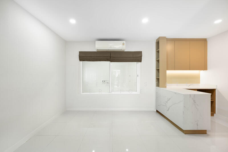 For Sale - Centro Sathorn-Kallapapruek, Bangkok