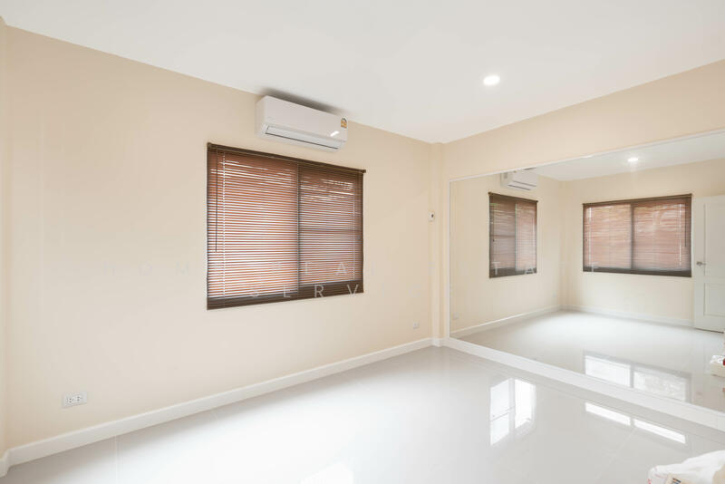 ขาย - Centro Sathorn-Kallapapruek : เซนโทร สาทร-กัลปพฤกษ์, กรุงเทพ