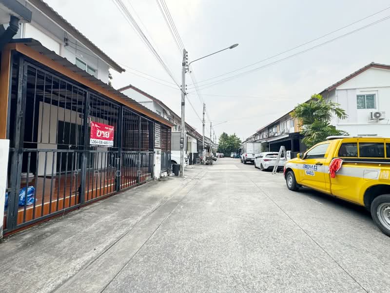 Bann Pruksa Rangsit 111 – Bangpoon 2, Pathum Thani, Soi Ban Pruksa Rangsit-Bang Poon 3, Bang Phun, Muang Pathum Thani, Pathum Thani, 3 Bedrooms, 100 sqm, Townhouse For Sale, by The Best Property รัตน์, 500109661 - DDproperty.com