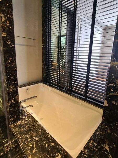 BEATNIQ Sukhumvit 32, Bangkok, Soi Sukhumvit 32, Sukhumvit Road, Khong Tan, Khlong Toei, Bangkok, 1 Bedroom, 57 sqm, Condo For Rent, by The Luxe Group, 500109753 - DDproperty.com