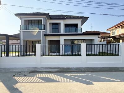 ขาย - Chonlada Bangbuathong : ชลลดา บางบัวทอง, นนทบุรี