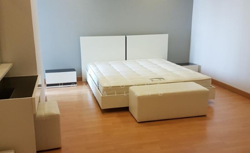 Nusasiri Grand, Bangkok, Soi Sukhumvit 42, Phra Kanong, Khlong Toei, Bangkok, 2 Bedrooms, 123 sqm, Condo For Rent, by HomeConnect Thailand, 500110006 - DDproperty.com