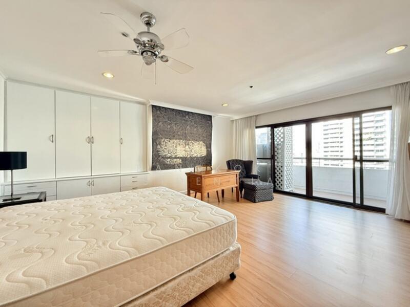 Kallista Mansion, Bangkok, 64 Soi Sukhumvit 11, Khlongtoei Nua, Watthana, Bangkok, 3 Bedrooms, 315 sqm, Condo For Rent, by Bangkok Residential, 500110043 - DDproperty.com