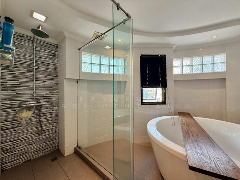 Kallista Mansion, Bangkok, 64 Soi Sukhumvit 11, Khlongtoei Nua, Watthana, Bangkok, 3 Bedrooms, 315 sqm, Condo For Rent, by Bangkok Residential, 500110043 - DDproperty.com