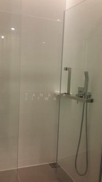 The Room Sukhumvit 69, Bangkok, 1539 Sukhumvit Road, Phra Kanong Nua, Watthana, Bangkok, 1 Bedroom, 35 sqm, Condo For Rent, by Tanapat Jitwatcharakomol, 500110247 - DDproperty.com