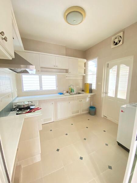 3-BR House, Bangkok, Dok Mai, Prawet, Bangkok, 3 Bedrooms, 330 sqm, Single Detached House For Sale, by Gun Henglite , 500110344 - DDproperty.com