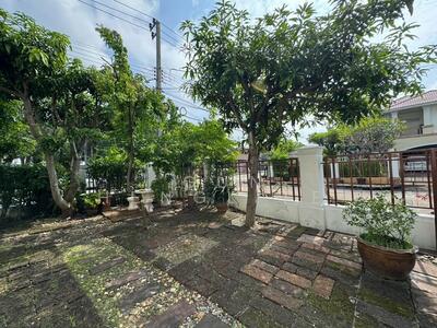 ขาย - Passorn 10 Suwinthawong : ภัสสร 10 สุวินทวงศ์, กรุงเทพ