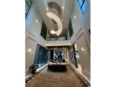 ขาย - CONNOISSEUR Phatthanakan : คอนนาเซอร์ พัฒนาการ, กรุงเทพ