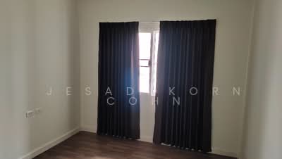 ขาย - ทาวน์เฮ้าส์ 3-ห้องนอน, กรุงเทพ