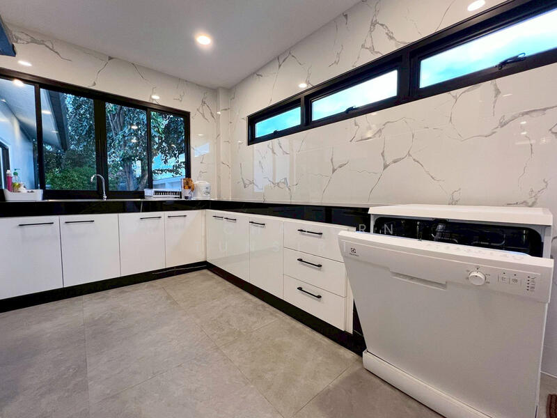 ให้เช่า - Pool Villa ให้เช่า โซนดอนแก้ว | สารภี ค่าเช่า 150,000 บาท / เดือน รหัสทรัพย์ : No.15P001, เชียงใหม่