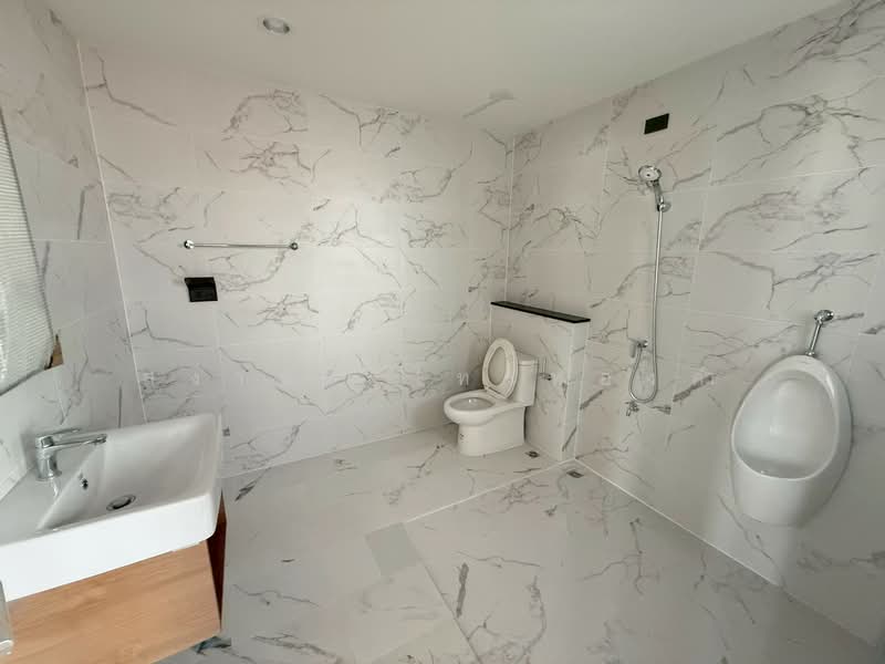 บริทตัน ลาดพร้าว 41 Britton Ladprao 41, Bangkok, ถนนโชคชัย 4, Lat Phrao, Lat Phrao, Bangkok, 4 Bedrooms, 476 sqm, Townhouse For Sale, by สง่าชัย ไทรทองคำ, 500110816 - DDproperty.com