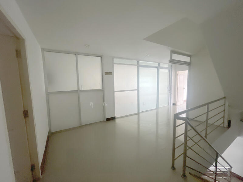 นอกโครงการสกลนคร, สกลนคร, ธาตุเชิงชุม, เมืองสกลนคร, สกลนคร, 470 ตร.ม., ตึกแถว-อาคารพาณิชย์ ขาย, โดย คุณแจม, 500111264 - DDproperty.com