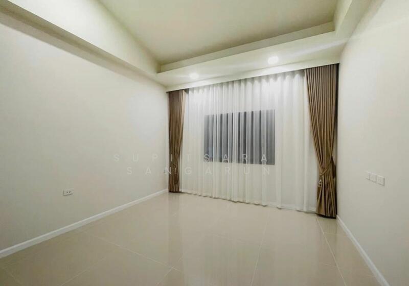 4-BR Villa, Chon Buri (Pattaya), Huai Yai, Bang Lamung (Pattaya), Chon Buri (Pattaya), 4 Bedrooms, 230 sqm, Villa For Sale, by Supitsara Sangarun, 500111377 - DDproperty.com