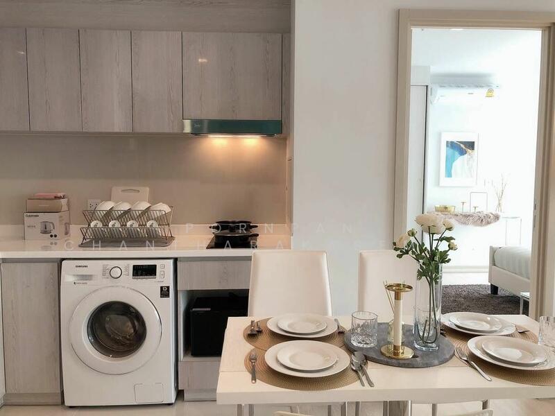 Life One Wireless, Bangkok, 1 Wireless Road, Lumphini, Pathum Wan, Bangkok, 2 Bedrooms, 63 sqm, Condo For Rent, by Pornpan Chantharakasemchai, 500111450 - DDproperty.com