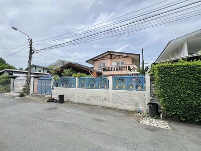 ขาย - บ้านเดี่ยว 2 ชั้น 54 ตร.ว. หมู่บ้านอยู่เย็น1 ซอยรามอินทรา34 แยก13, กรุงเทพ