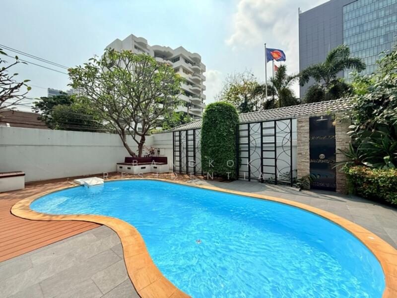 For Rent - Detached House, Bangkok