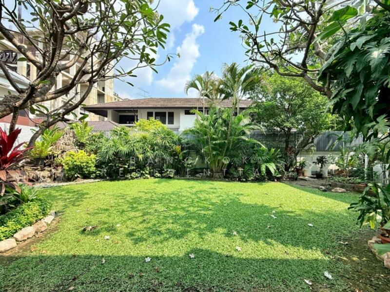 For Rent - Detached House, Bangkok