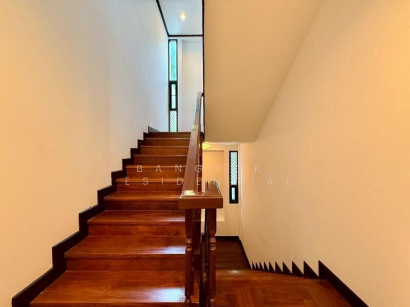 For Rent - Detached House, Bangkok