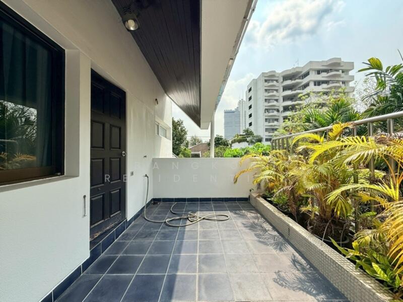 For Rent - Detached House, Bangkok