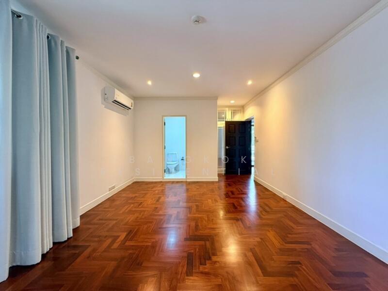 For Rent - Detached House, Bangkok
