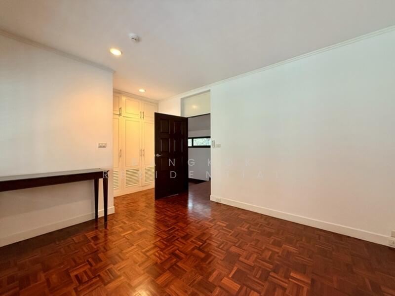 For Rent - Detached House, Bangkok