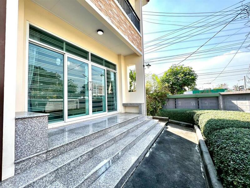 หมู่บ้านเทพธานี ซอยเฉลิมพระเกียรติ ร.9 ซ.62 แยก6, Bangkok, Dok Mai, Prawet, Bangkok, 4 Bedrooms, 360 sqm, Single Detached House For Sale, by คุณ วีนัสรา บุตรพา (เมล), 500111851 - DDproperty.com