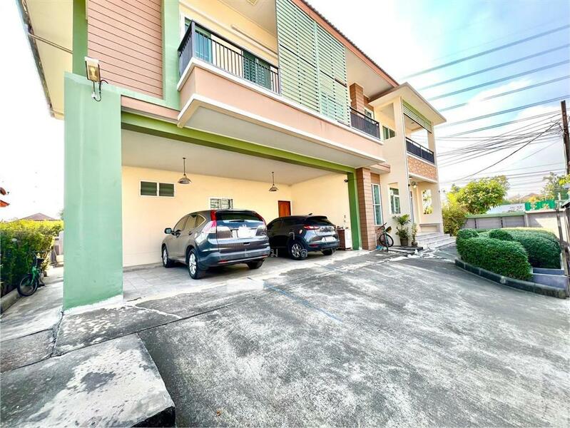 หมู่บ้านเทพธานี ซอยเฉลิมพระเกียรติ ร.9 ซ.62 แยก6, Bangkok, Dok Mai, Prawet, Bangkok, 4 Bedrooms, 360 sqm, Single Detached House For Sale, by คุณ วีนัสรา บุตรพา (เมล), 500111851 - DDproperty.com