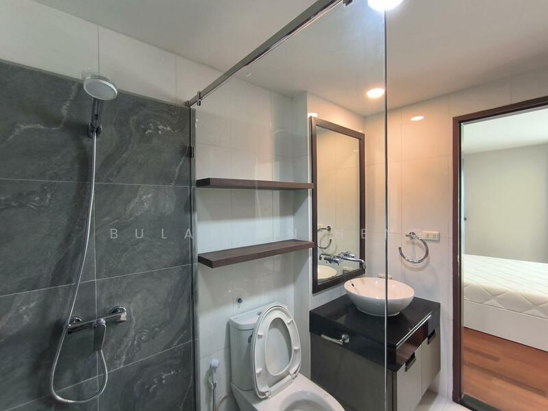 For Rent - Urbana Sukhumvit 15, Bangkok