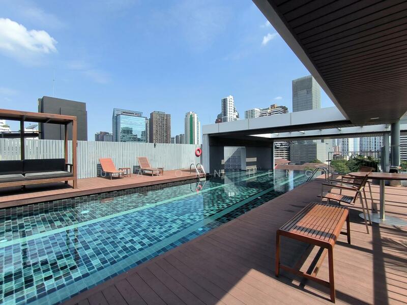For Rent - Urbana Sukhumvit 15, Bangkok