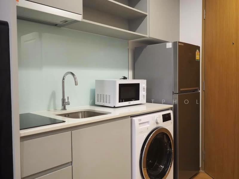 Noble Revo Silom, Bangkok, 88 Soi Surasak Surasak Road, Silom, Bang Rak, Bangkok, Studio, 33 sqm, Condo For Rent, by Sukanya Utitphol, 500111952 - DDproperty.com