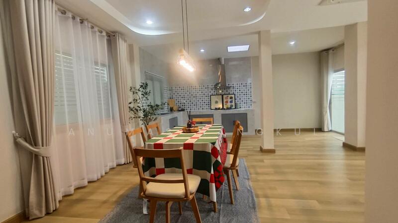 For Sale - บ้านเดี่ยว 2 ชั้นรีโนเวทสวยใหม่ทั้งหลัง หมู่บ้านเคซี 9 ซอยนิมิตรใหม่ 40, Bangkok