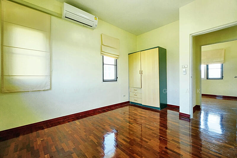 ขาย - Passorn 10 Suwinthawong : ภัสสร 10 สุวินทวงศ์, กรุงเทพ