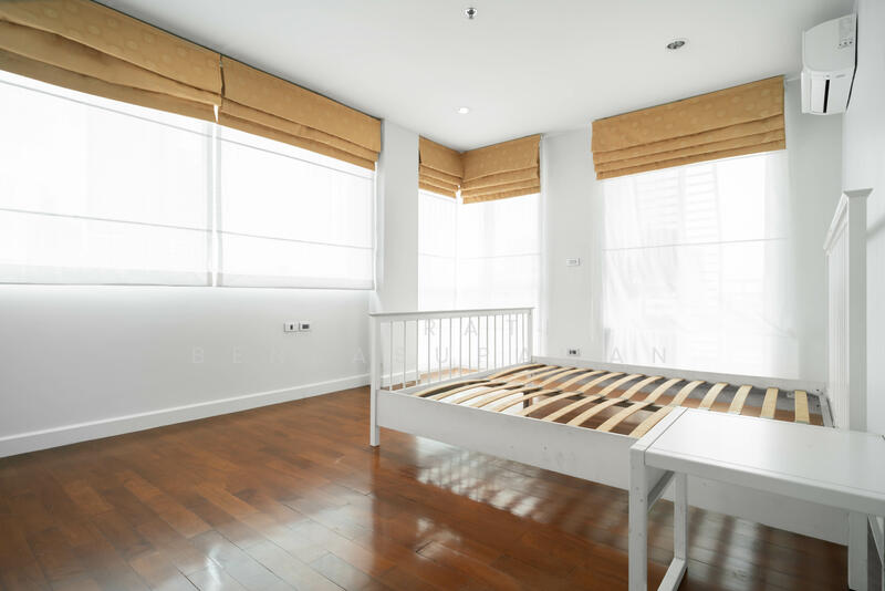 Baan Siri Silom : บ้าน สิริ สีลม, กรุงเทพ, 3 ถนนศรีเวียง แขวงสีลม เขตบางรัก จังหวัดกรุงเทพมหานคร, สีลม, บางรัก, กรุงเทพ, 89 ตร.ม., คอนโด ขาย, โดย Keerati Benjasupawan, 500112141 - DDproperty.com