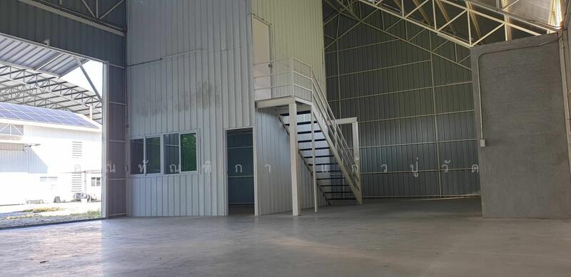 ให้เช่า - โกดังให้เช่า ลาดพร้าว91 จอดรถได้3คัน ใกล้ห้างเดอะมอล์บางกะปิ, กรุงเทพ