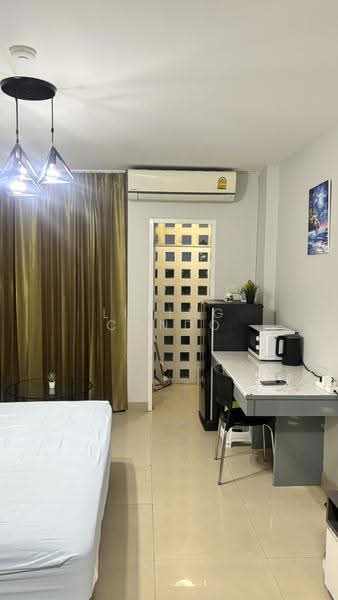 I-House Laguna Garden, Bangkok, Royal City Avenu, Bang Kapi, Huai Khwang, Bangkok, Studio, 26 sqm, Condo For Rent, by Living Condo, 500112192 - DDproperty.com