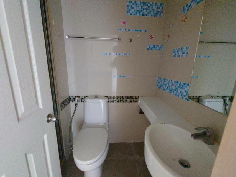 Lumpini Park Riverside Rama 3 : ลุมพินี พาร์ค ริเวอร์ไซด์ พระราม 3, กรุงเทพ, 4 ถนนพระราม 3, บางโพงพาง, ยานนาวา, กรุงเทพ, 33 ตร.ม., คอนโด ขาย, โดย คุณแจม, 500112285 - DDproperty.com