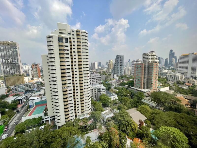 Vittorio 39, Bangkok, 8 Sukhumvit, Khlong Tan Nua, Watthana, Bangkok, 2 Bedrooms, 126 sqm, Condo For Rent, by PROPERTYSIGHTS REAL ESTATE, 500112310 - DDproperty.com