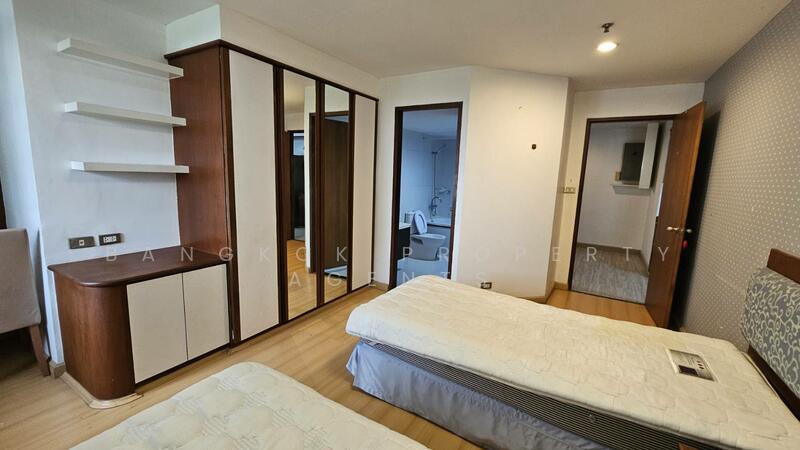Baan Suanpetch, Bangkok, 18 Soi Sukhumvit 39, Khlong Tan Nua, Watthana, Bangkok, 2 Bedrooms, 135 sqm, Condo For Rent, by BANGKOK PROPERTY AGENTS, 500112724 - DDproperty.com