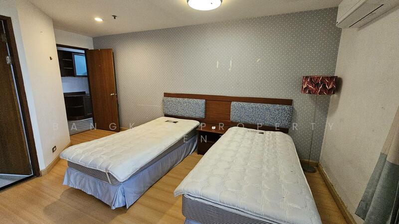 Baan Suanpetch, Bangkok, 18 Soi Sukhumvit 39, Khlong Tan Nua, Watthana, Bangkok, 2 Bedrooms, 135 sqm, Condo For Rent, by BANGKOK PROPERTY AGENTS, 500112724 - DDproperty.com