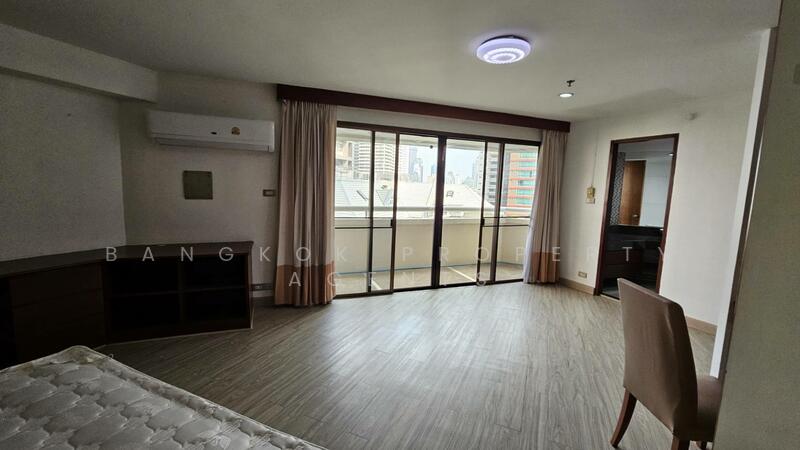 Baan Suanpetch, Bangkok, 18 Soi Sukhumvit 39, Khlong Tan Nua, Watthana, Bangkok, 2 Bedrooms, 135 sqm, Condo For Rent, by BANGKOK PROPERTY AGENTS, 500112724 - DDproperty.com